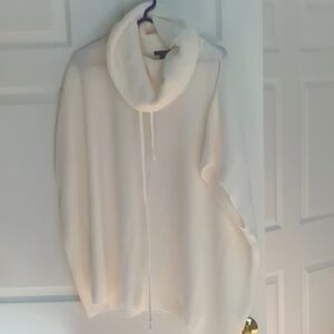 Sleeveless poncho - excellent condition